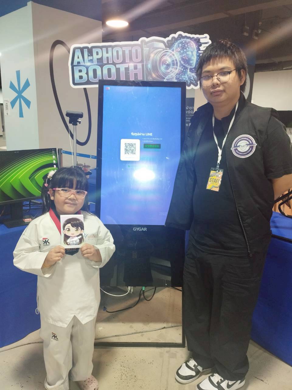 LINE_ALBUM_211268_260123_1